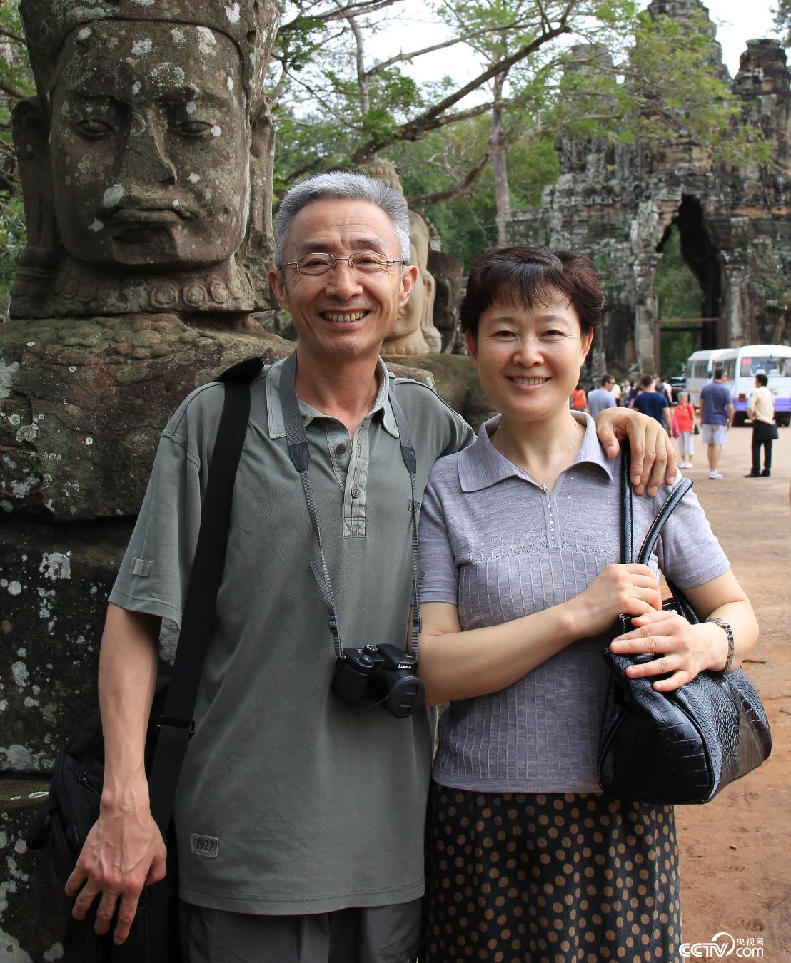 Dai Jianye and his wife He Xiaoping