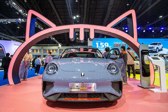 The audience visited the Euler Good Cat GT at the Bangkok International Auto Show in Thailand. Xinhua News Agency reporter Wang Teng photo